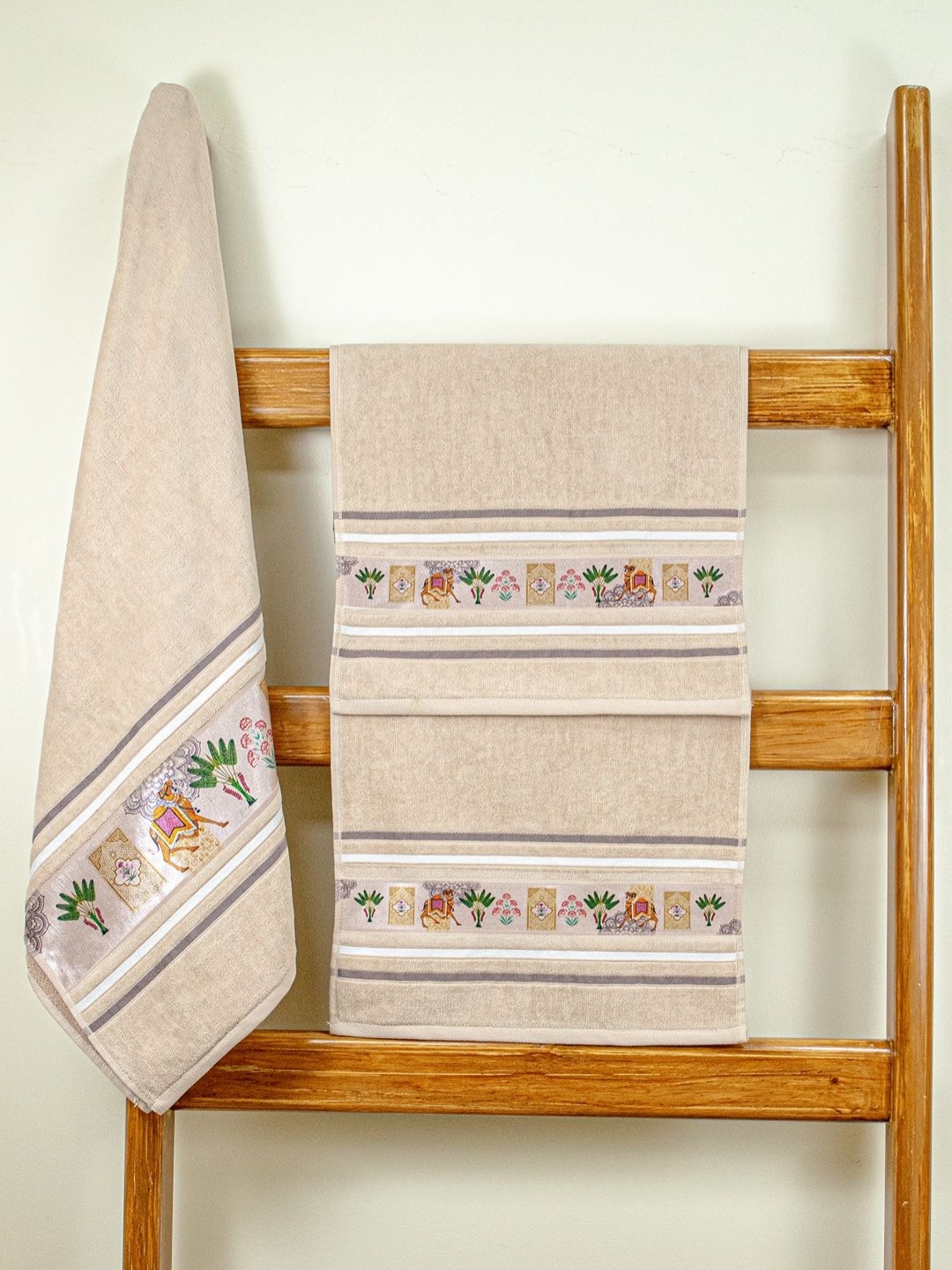 

RANGOLI 3 pcs Printed Pure Cotton Towel set, Beige