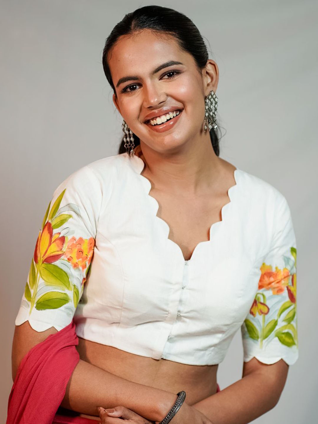 

THE SAFFRON SAGA Hand Painted Pure Cotton Princess Cut Saree Blouse, White