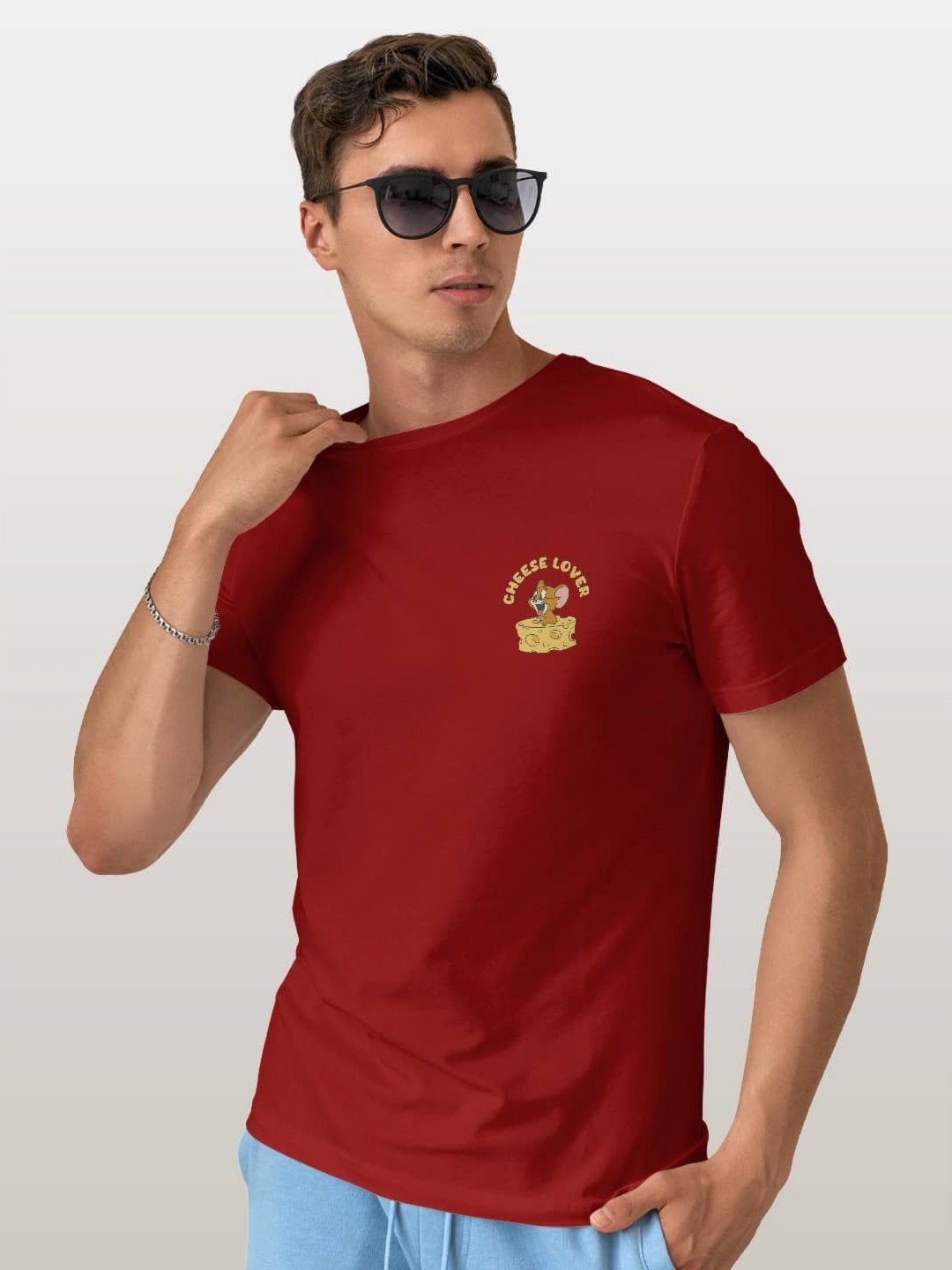 

macmerise Men Applique T-shirt, Red