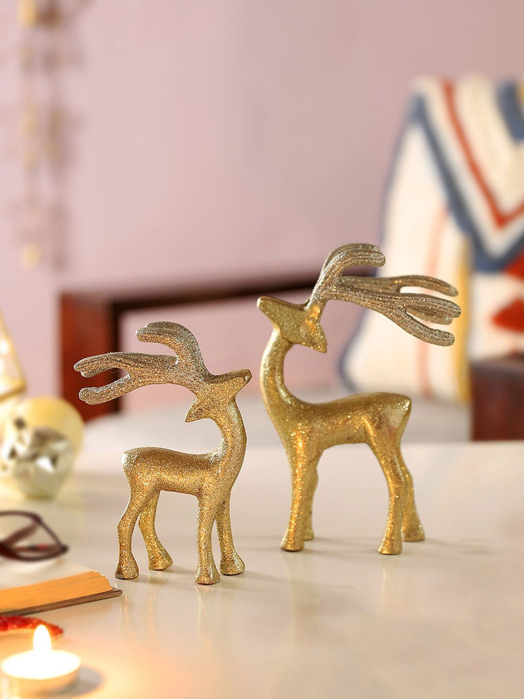 

IGP Set Of 2 Yellow Deer-Shaped Showpieces