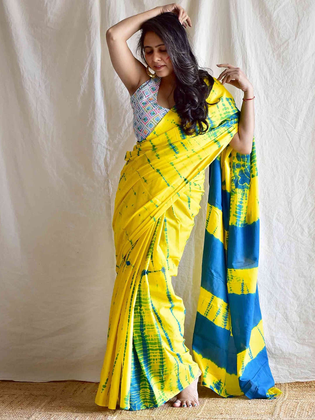 

Sundarii Bandhani Pure Cotton Tie and Dye Festive Traditional Saree, Yellow