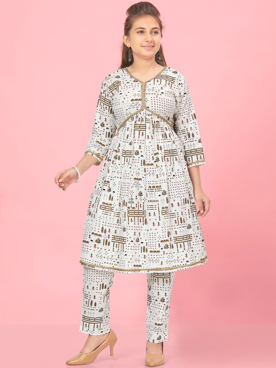 

BAESD Girls Geometric Printed Pure Cotton A-Line Kurta With Trousers, Cream