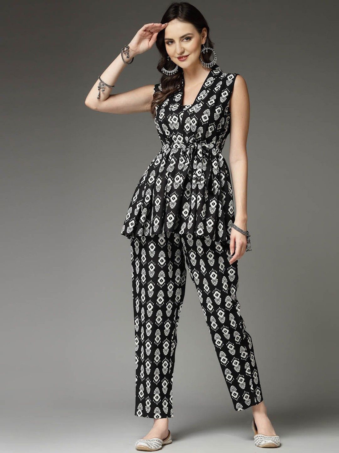 

Ekta Textiles Printed V-Neck Tunic With Trousers, Black