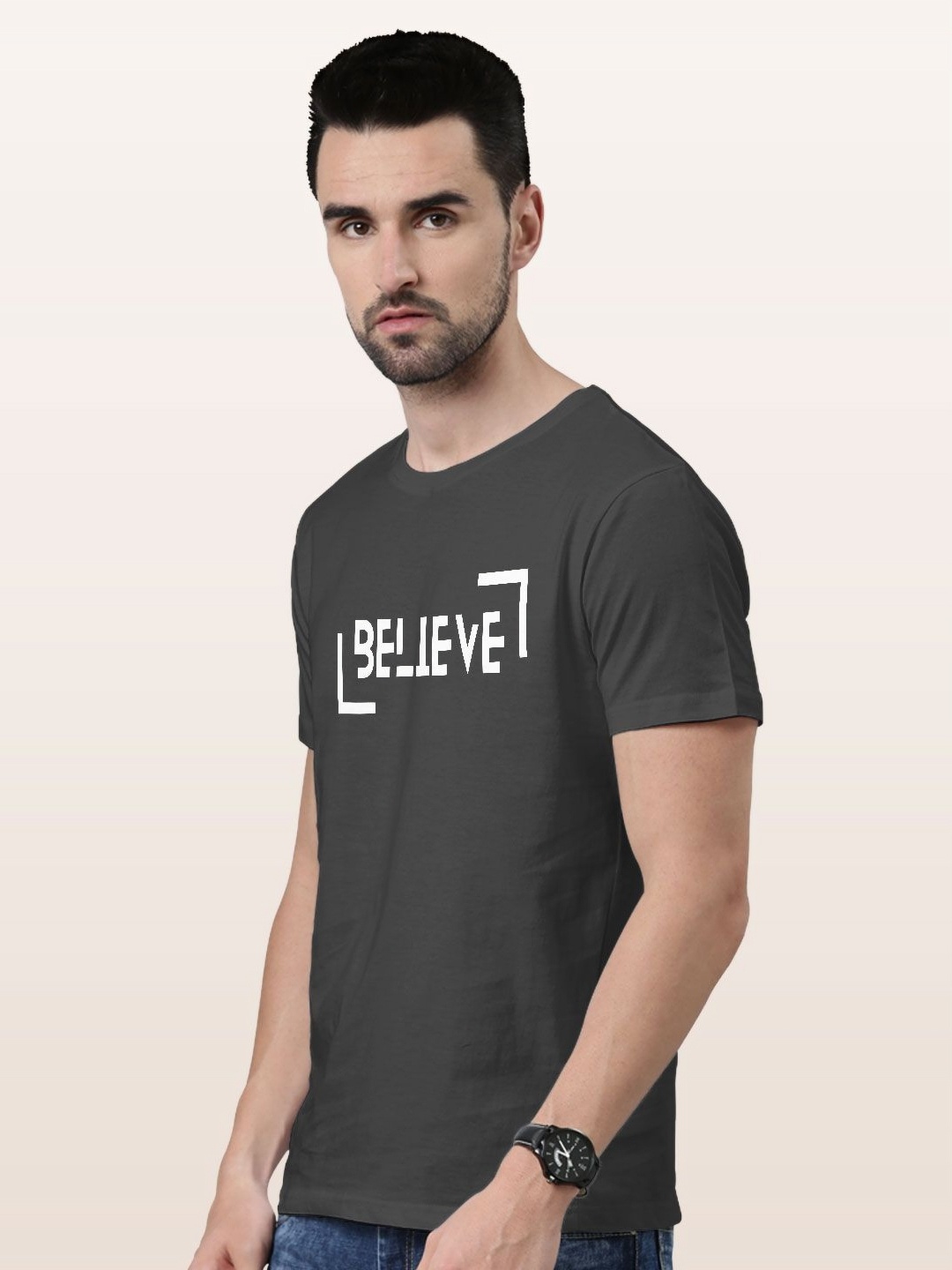 

macmerise Men Typography Printed Applique T-shirt, Grey