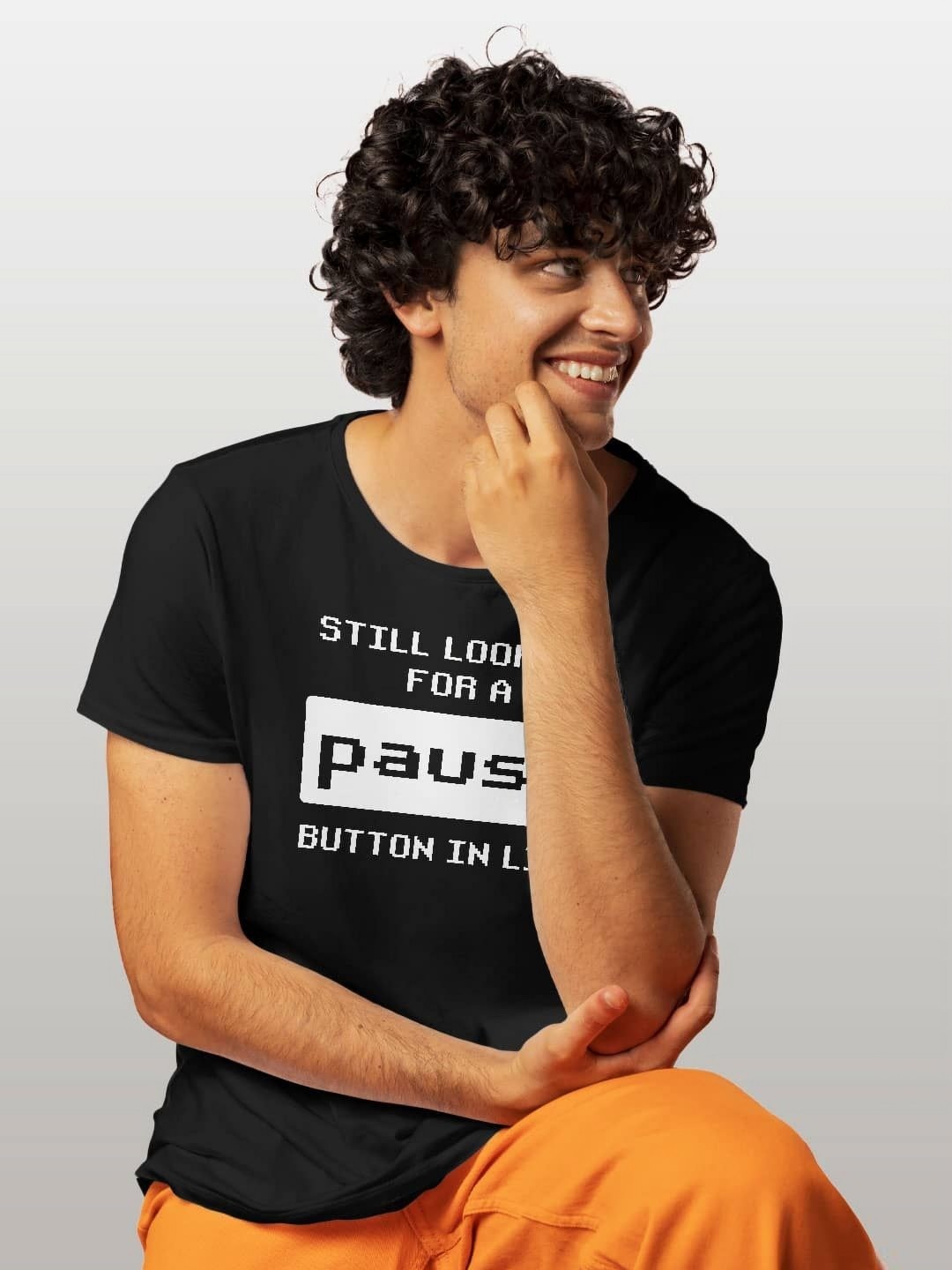 

macmerise Men Typography Printed V-Neck Pockets T-shirt, Black
