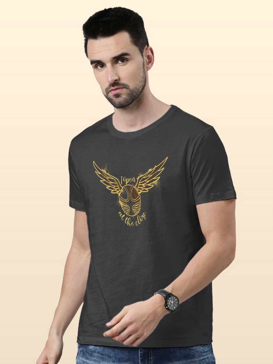 

macmerise Men Printed Raw Edge T-shirt, Grey