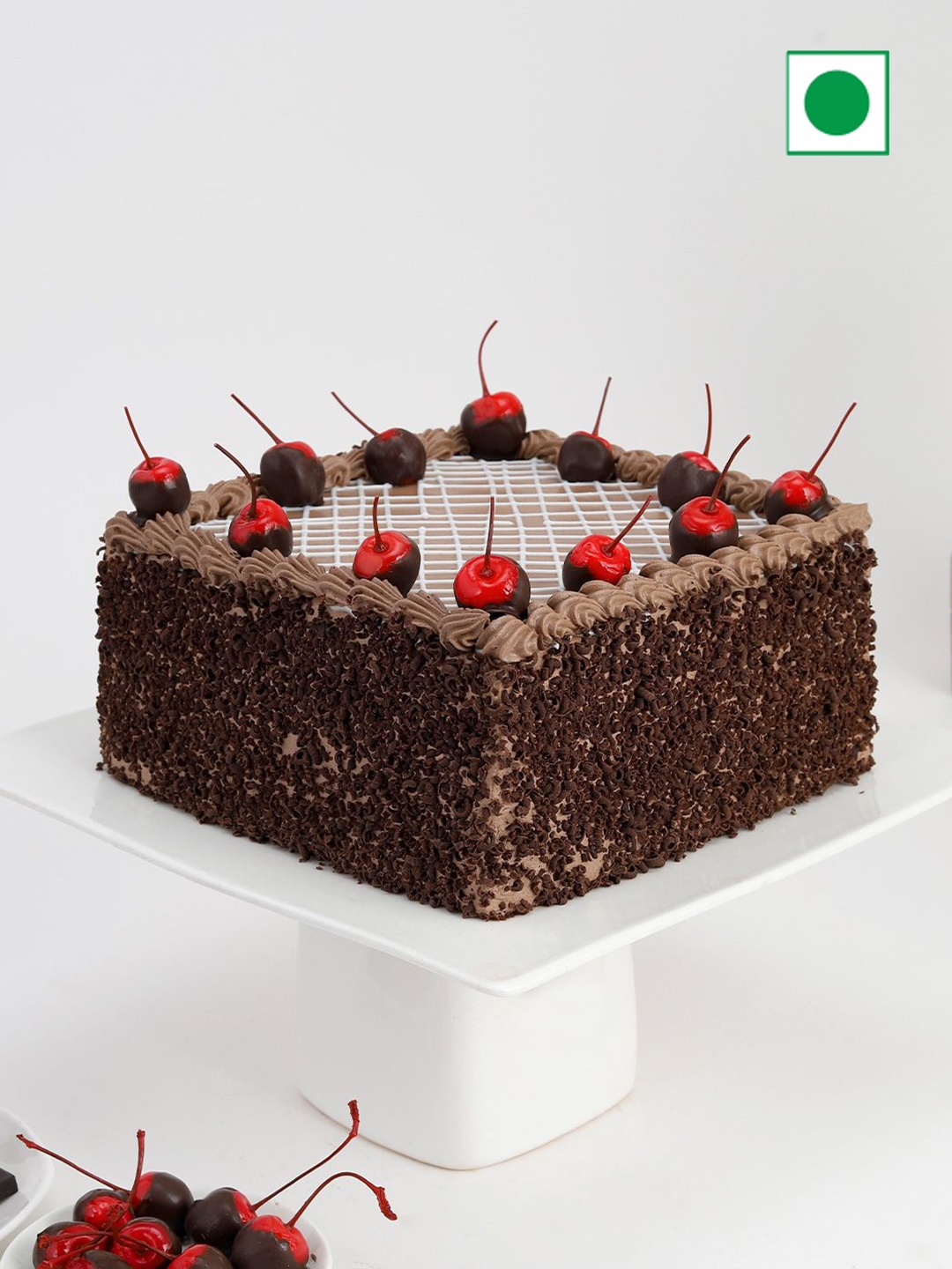 

IGP Chocolate Flavour Eggless Square Cake- 1Kg, Brown