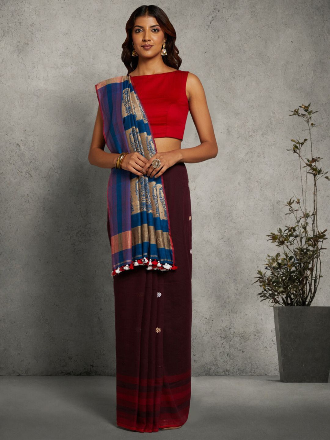 

ArtEastri Floral Pure Cotton Baluchari Saree, Burgundy