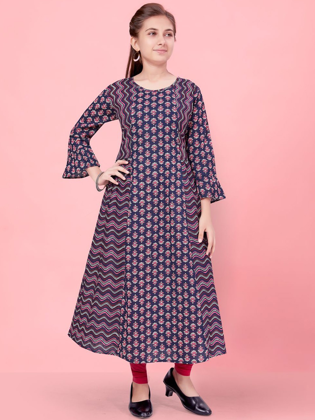 

BAESD Girls Floral Printed Bell Sleeves Cotton Anarkali Kurta, Navy blue