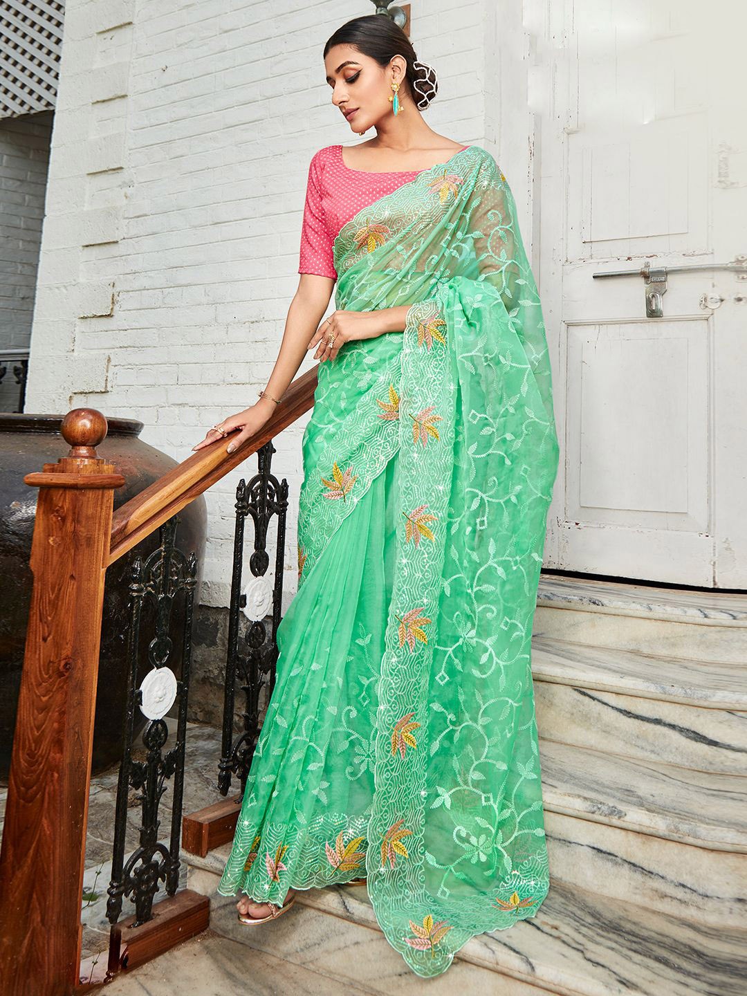 

ALAGINI Ethnic Motifs Embroidered Sequinned Organza Saree, Sea green