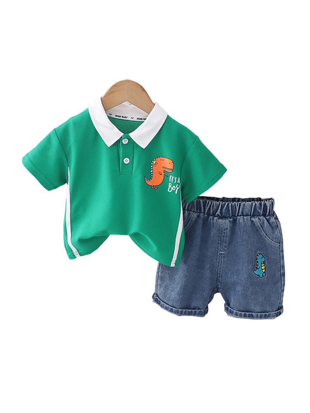 

StyleCast x Revolte Infant Boys Printed Pure Cotton T-shirt With Shorts, Green