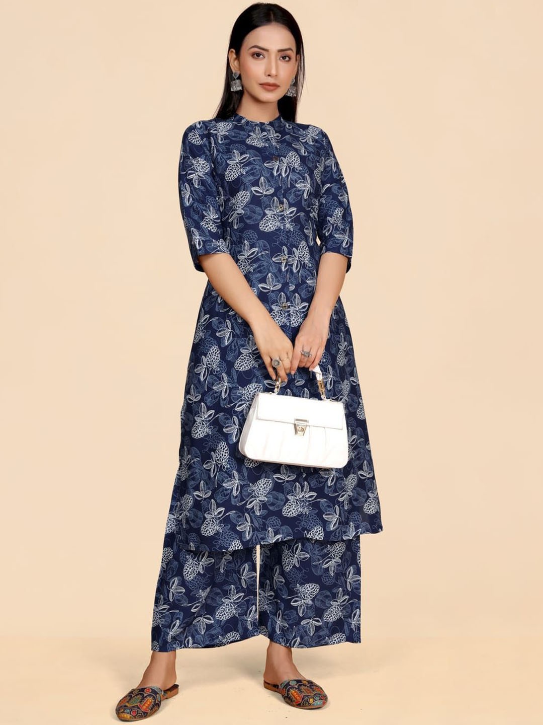 

Suha Floral Printed Mandarin Collar A Line Kurta with Palazzos, Navy blue