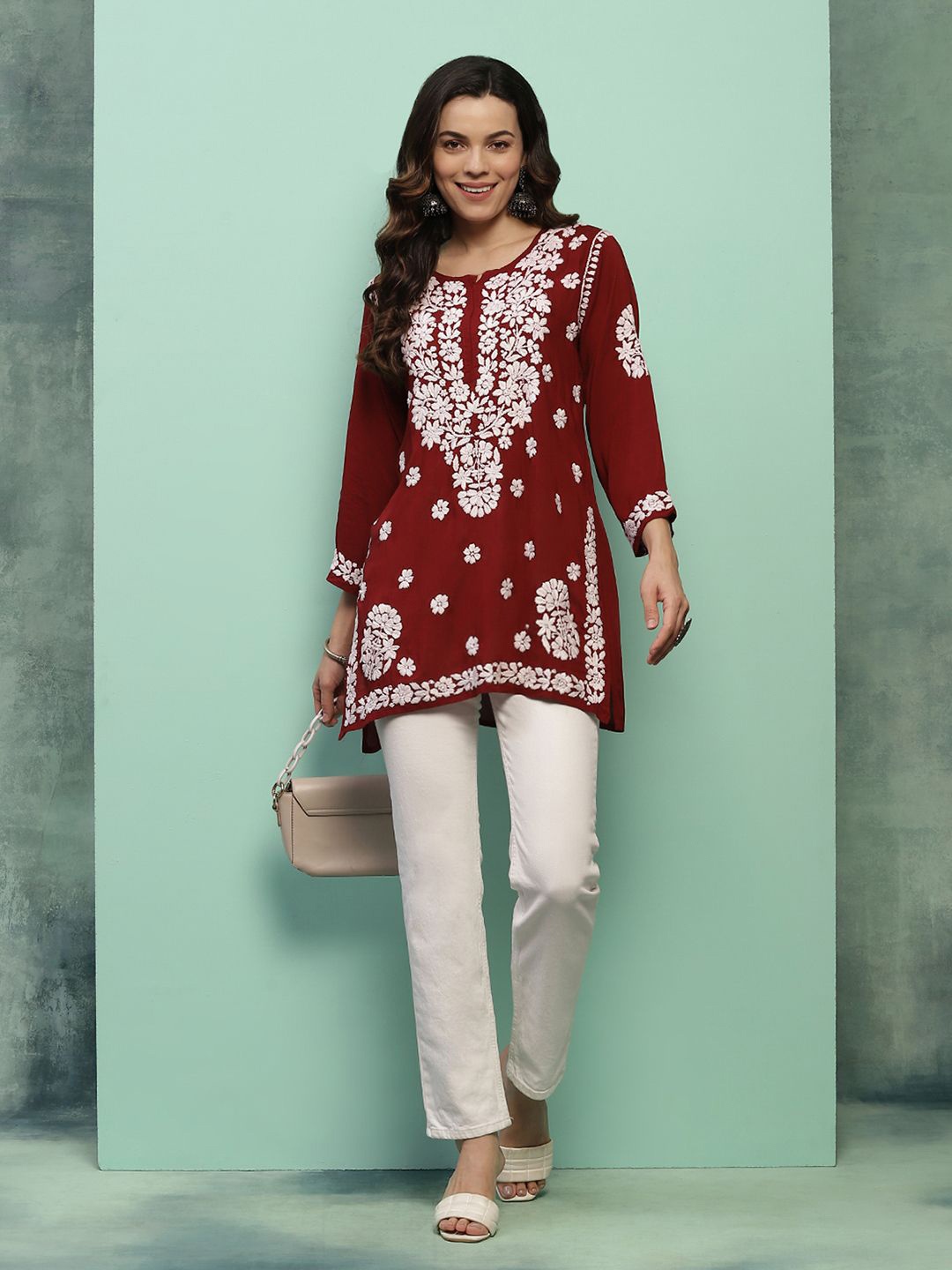 

House of Chikankari Floral Embroidered Chikankari Kurta, Maroon