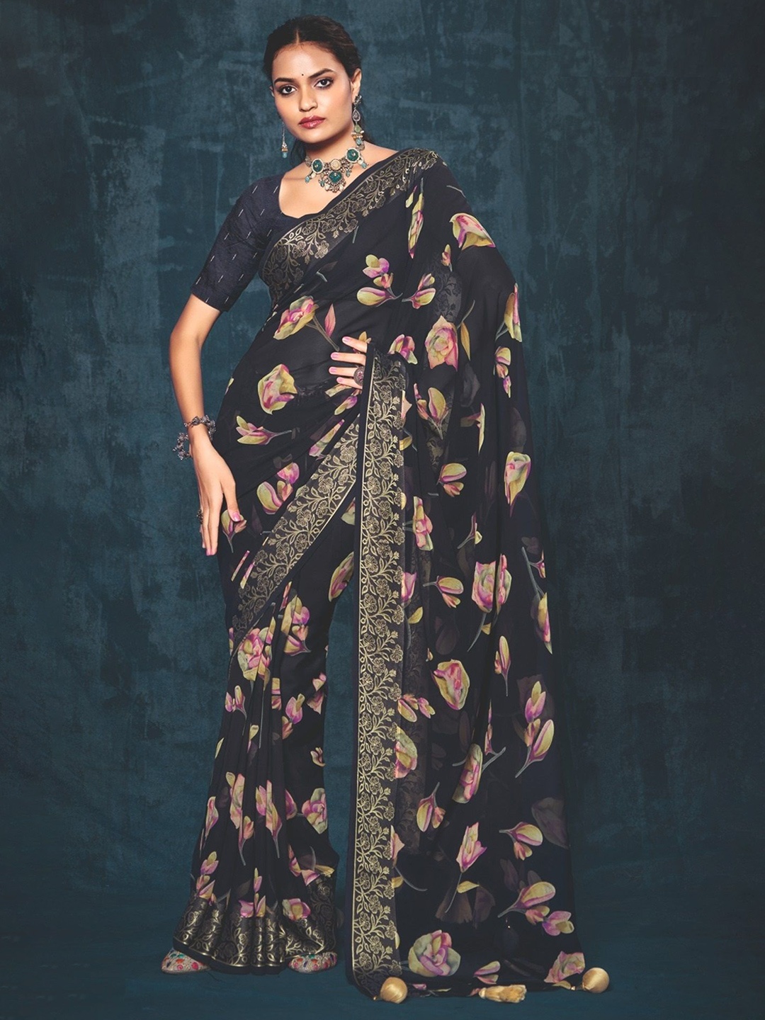 

Panzora Floral Printed Saree, Navy blue