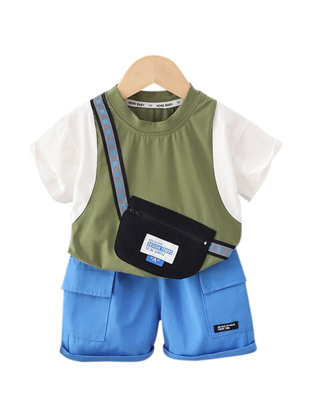 

StyleCast x Revolte Infant Boys Printed Pure Cotton T-shirt With Shorts, Green