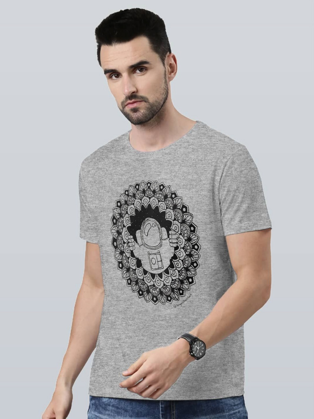 

macmerise Men Printed Pockets T-shirt, Grey