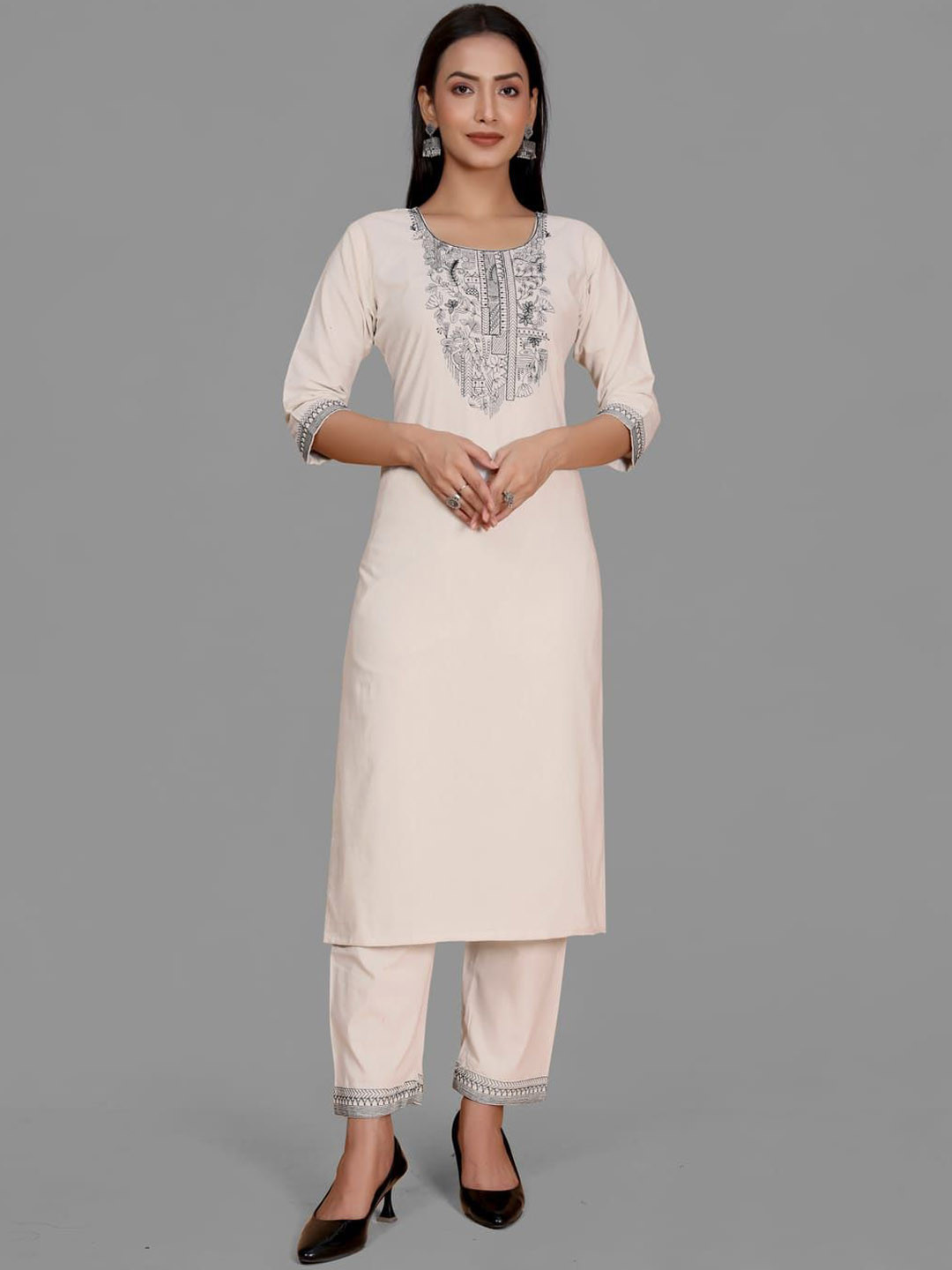 

Suha Floral Embroidered Pure Cotton Straight Kurta & Palazzos With Dupatta, Off white