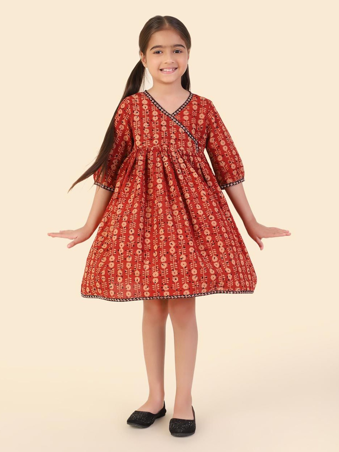 

Fabindia Girls Ethnic Motifs Printed Cotton A-Line Dress, Red