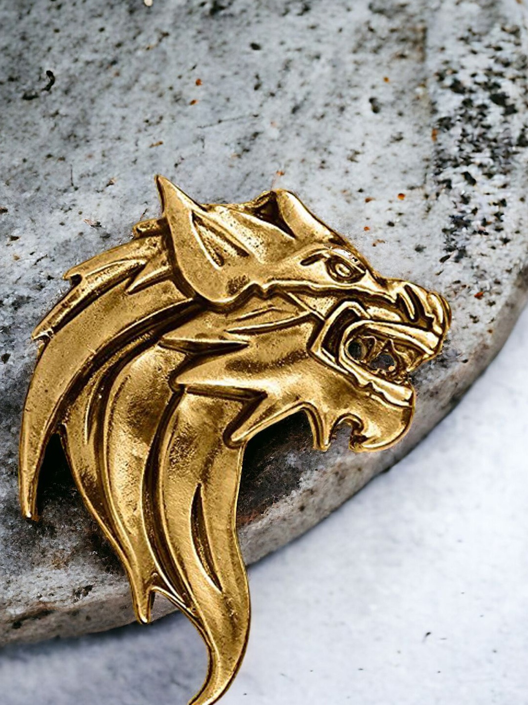 

Okos Roaring Lion Lapel Pin, Gold