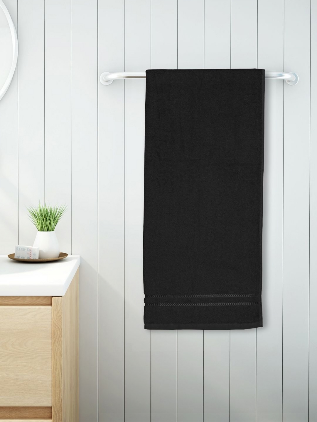

Welspun Black Pure Cotton 380 GSM Bath Towel