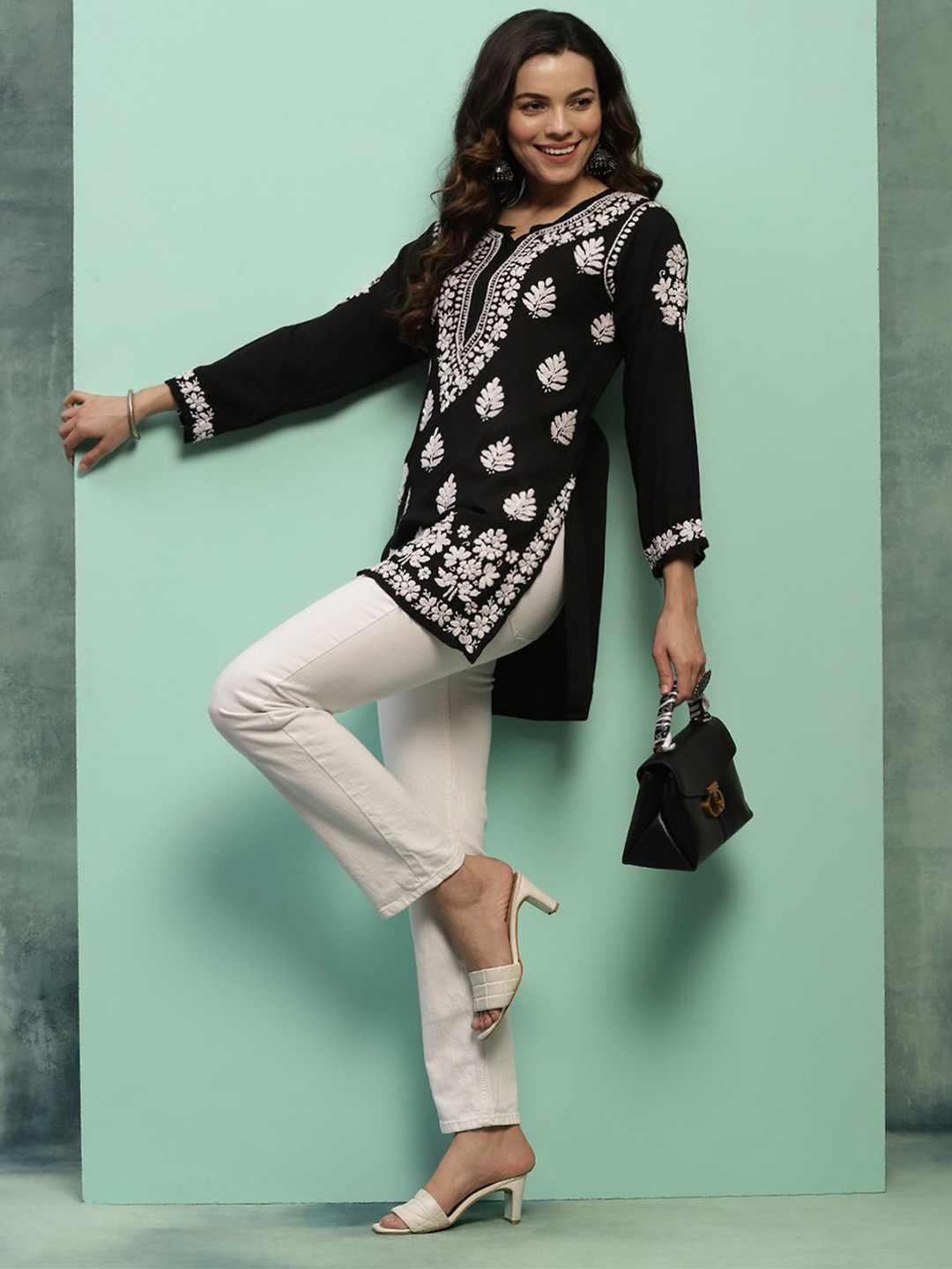 

House of Chikankari Ethnic Motifs Embroidered Straight Kurta, Black