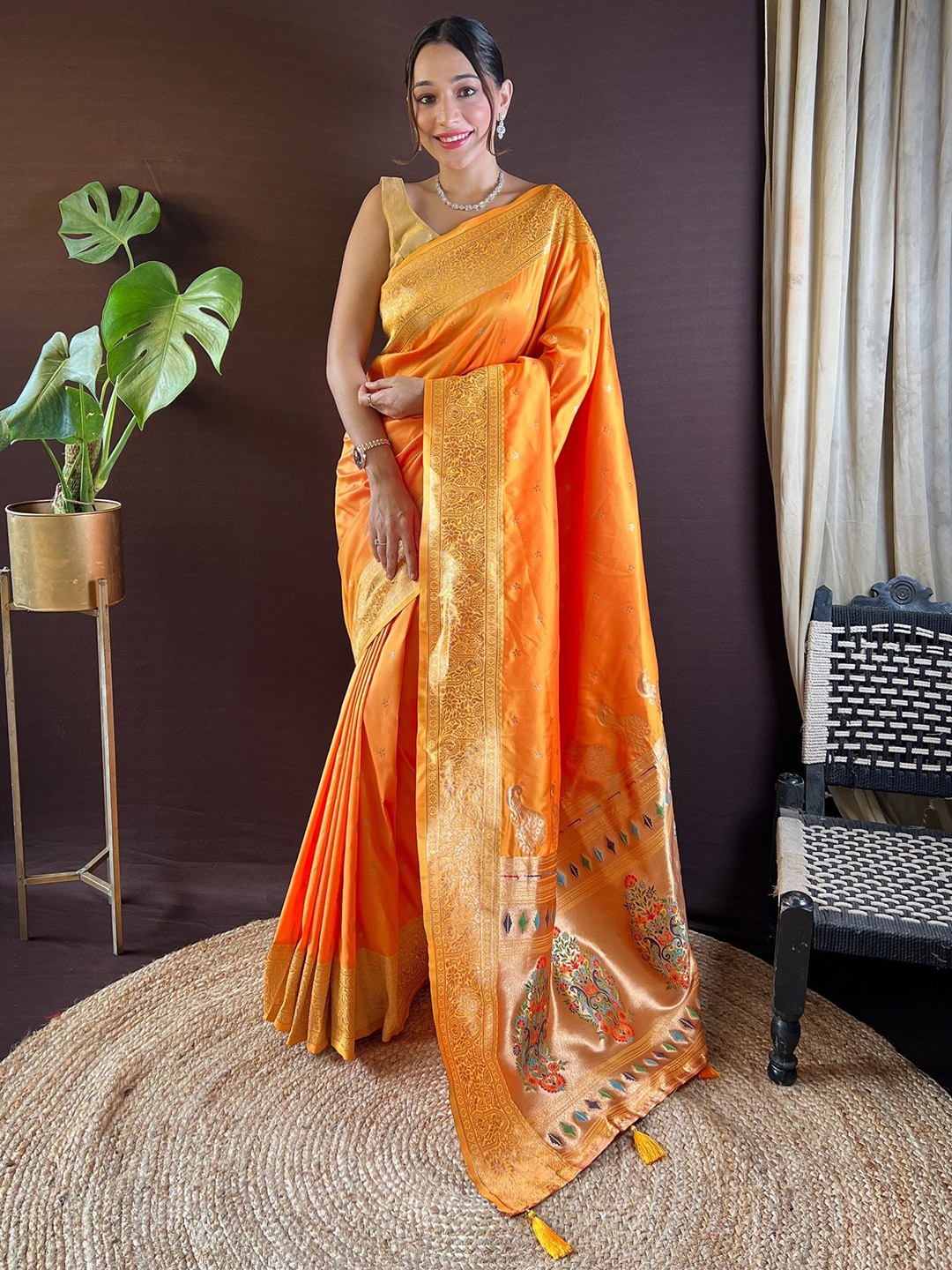 

LeeliPeeri Designer Ethnic Motif Zari Woven Paithani Saree, Orange