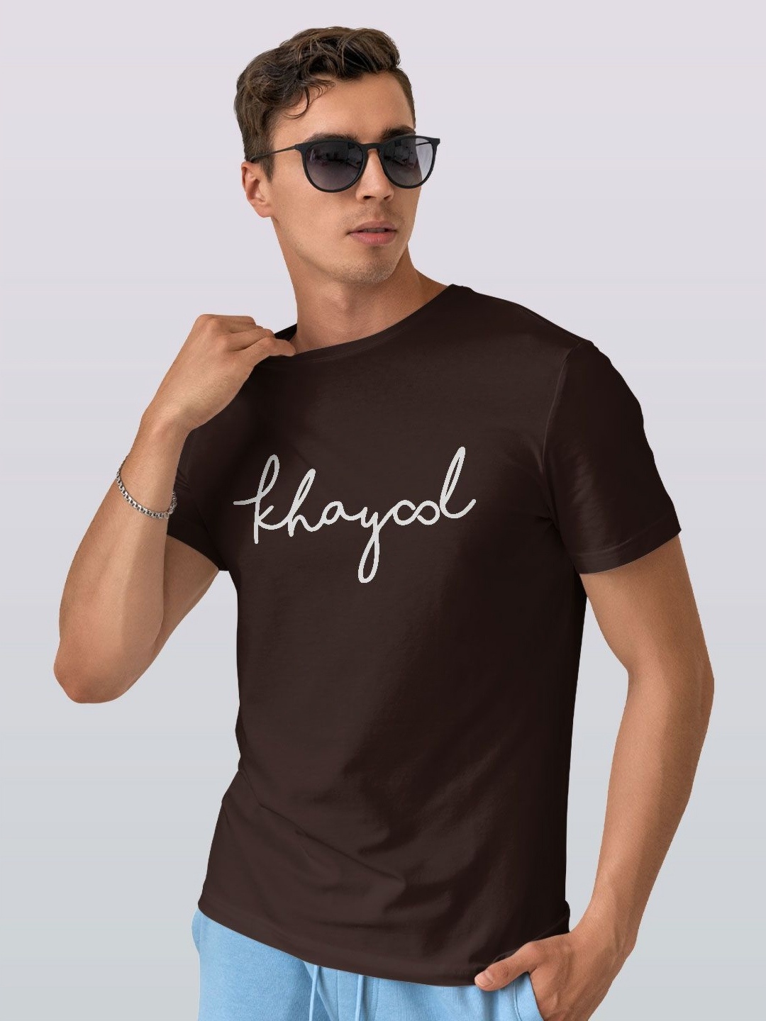

macmerise Men Typography Printed Applique T-shirt, Brown