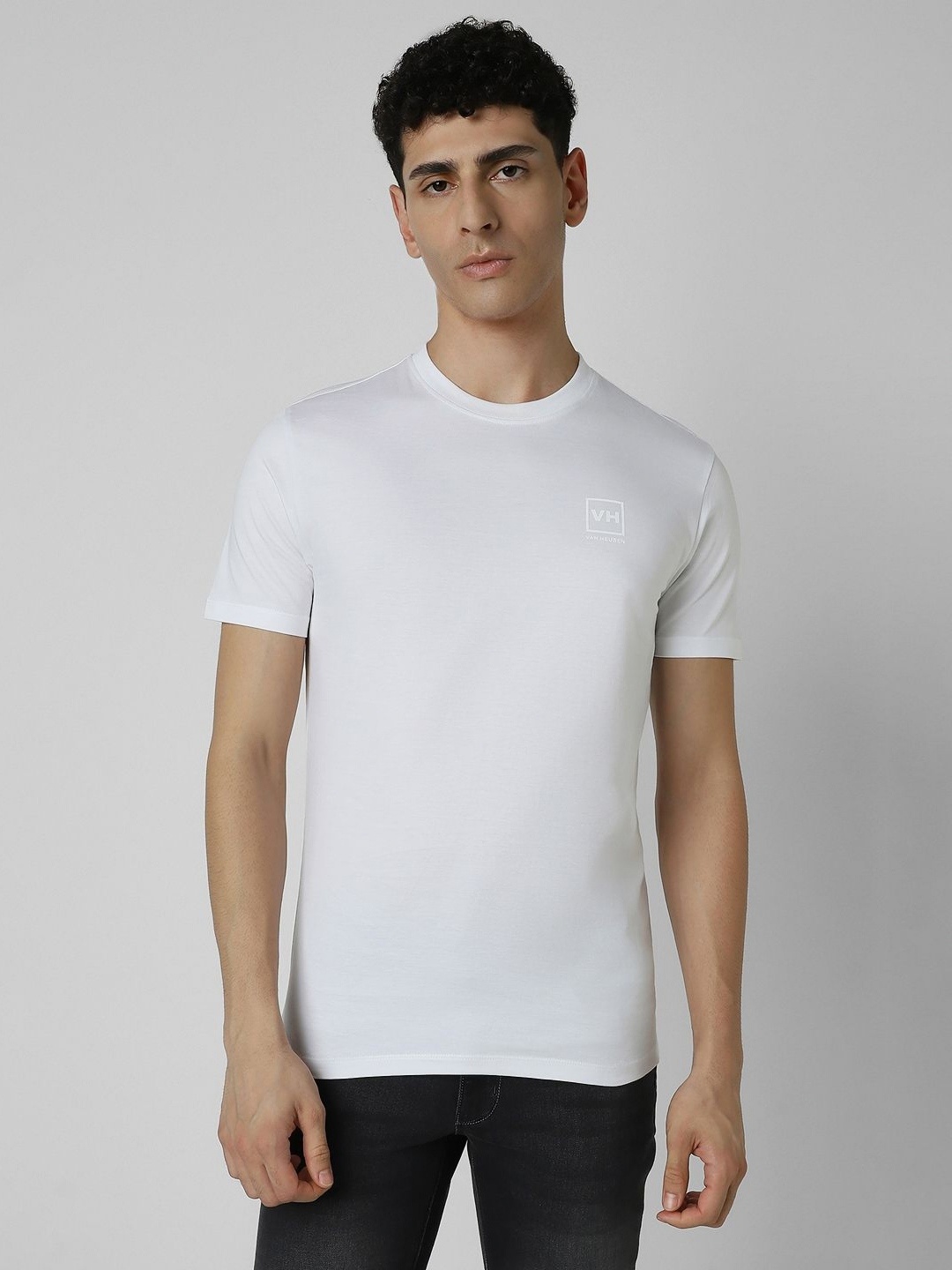 

V Dot Men Slim Fit T-shirt, White
