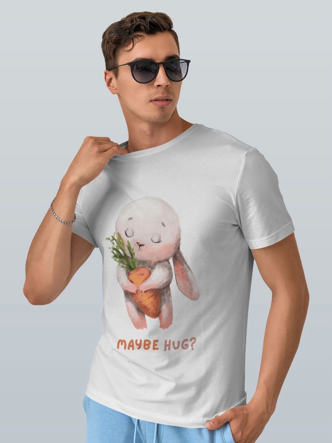 

macmerise Men Typography Printed Pockets T-shirt, White