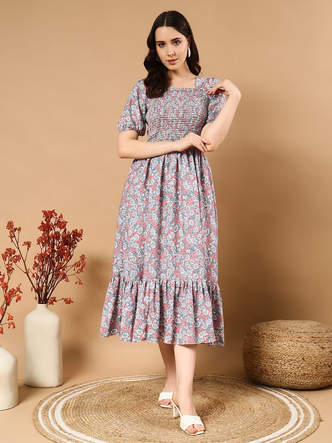 

DEKLOOK Floral Printed Puff Sleeves Crepe Fit and Flare Midi Dress, Grey