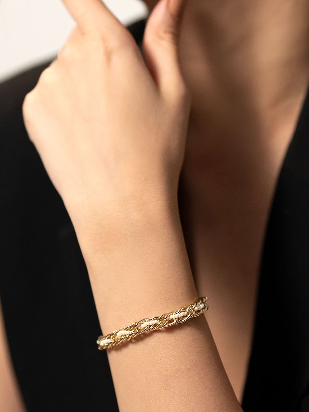 

D'oro Spiralled Gold-Plated Beaded Link Bracelet