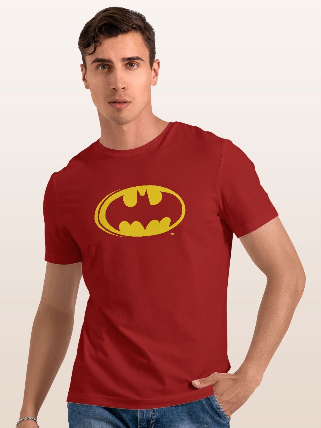 

macmerise Men Printed Applique T-shirt, Red