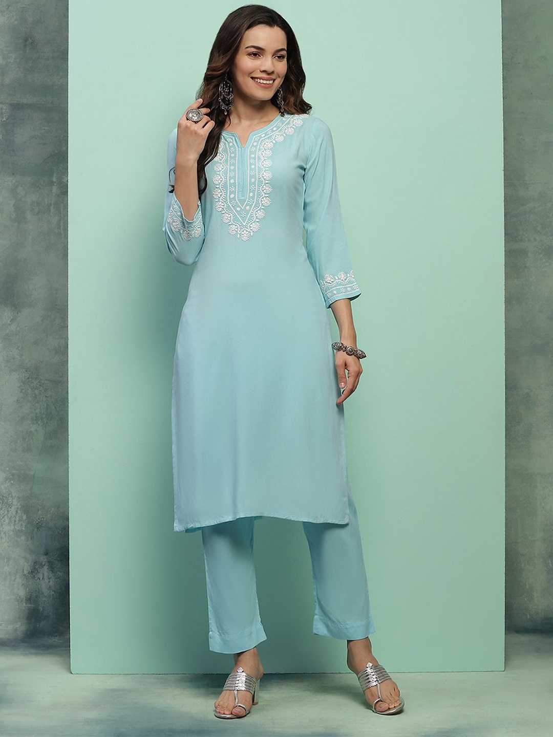 

House of Chikankari Chikankari Woven Kurta Set, Blue