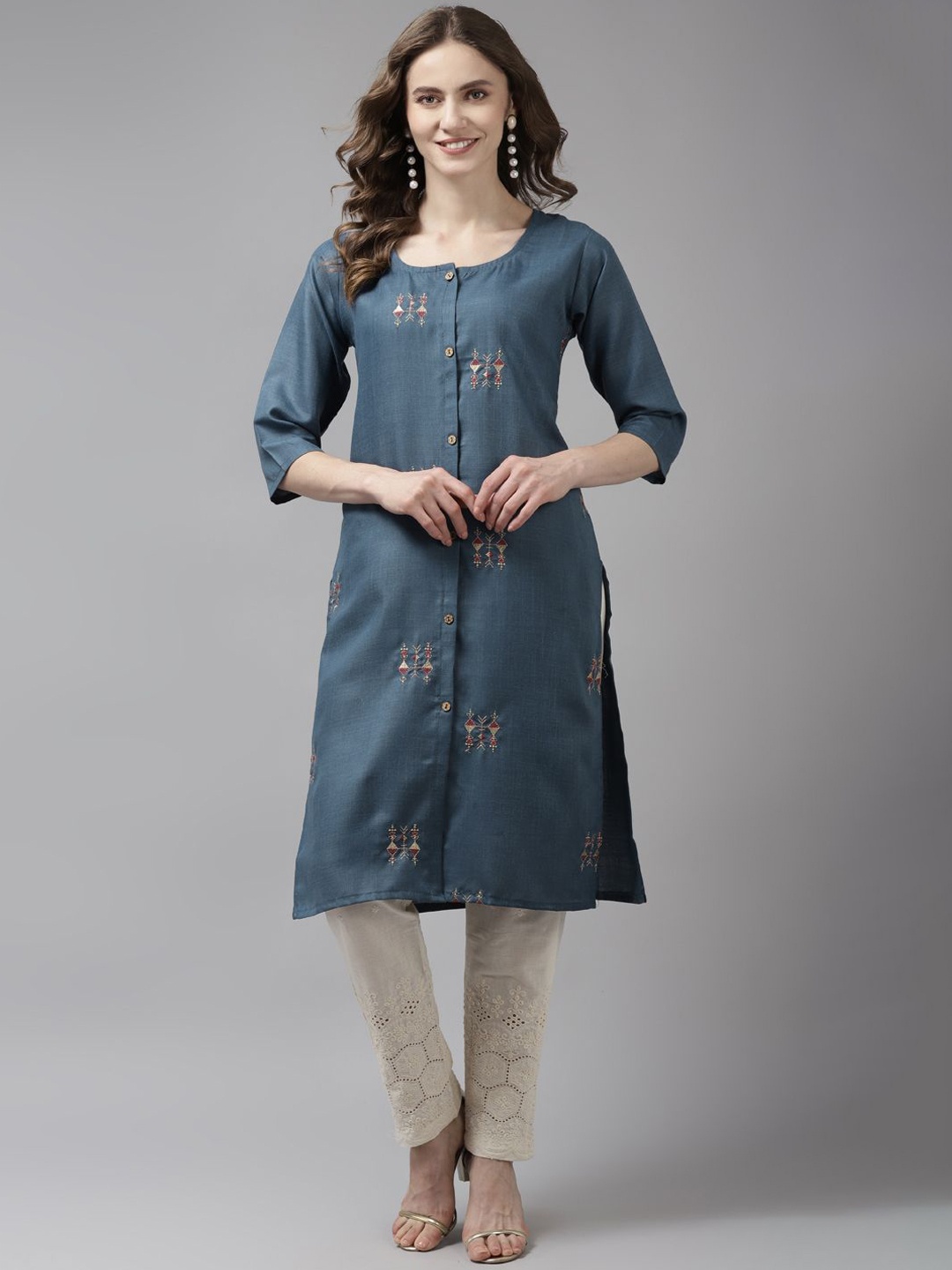 

BAESD Geometric Embroidered Thread Work Cotton A-Line Kurta, Blue