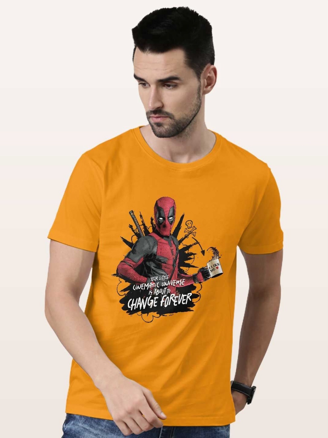 

macmerise Men Printed V-Neck Extended Sleeves Applique T-shirt, Yellow