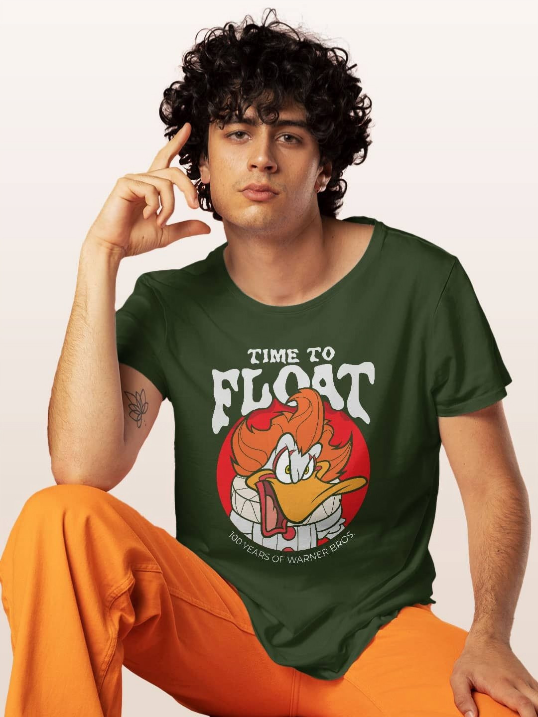 

macmerise Men Typography Printed T-shirt, Green