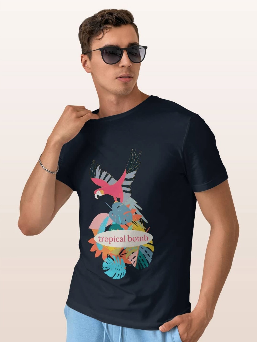 

macmerise Men Printed Applique T-shirt, Blue