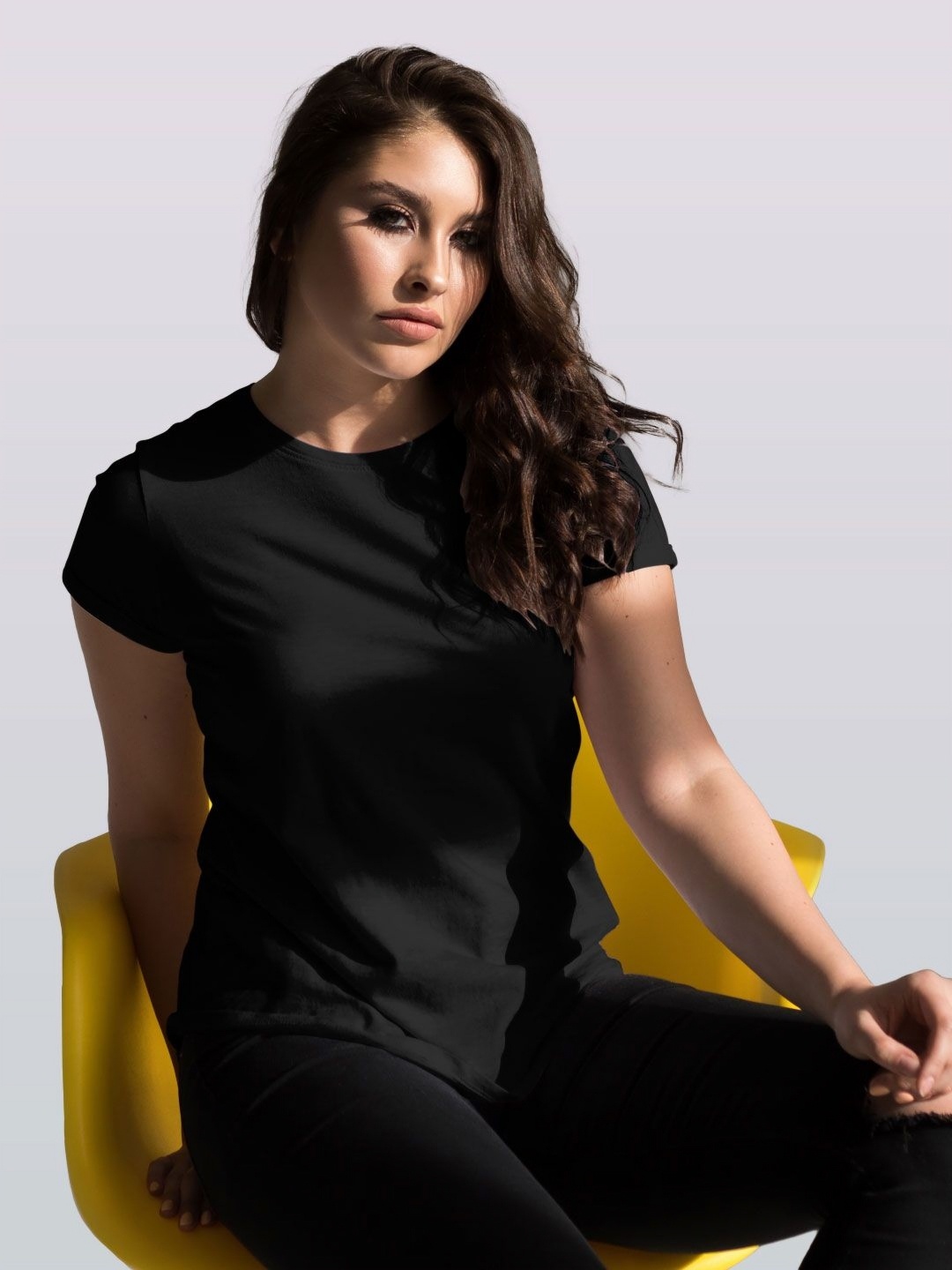 

macmerise Women Pockets T-shirt, Black