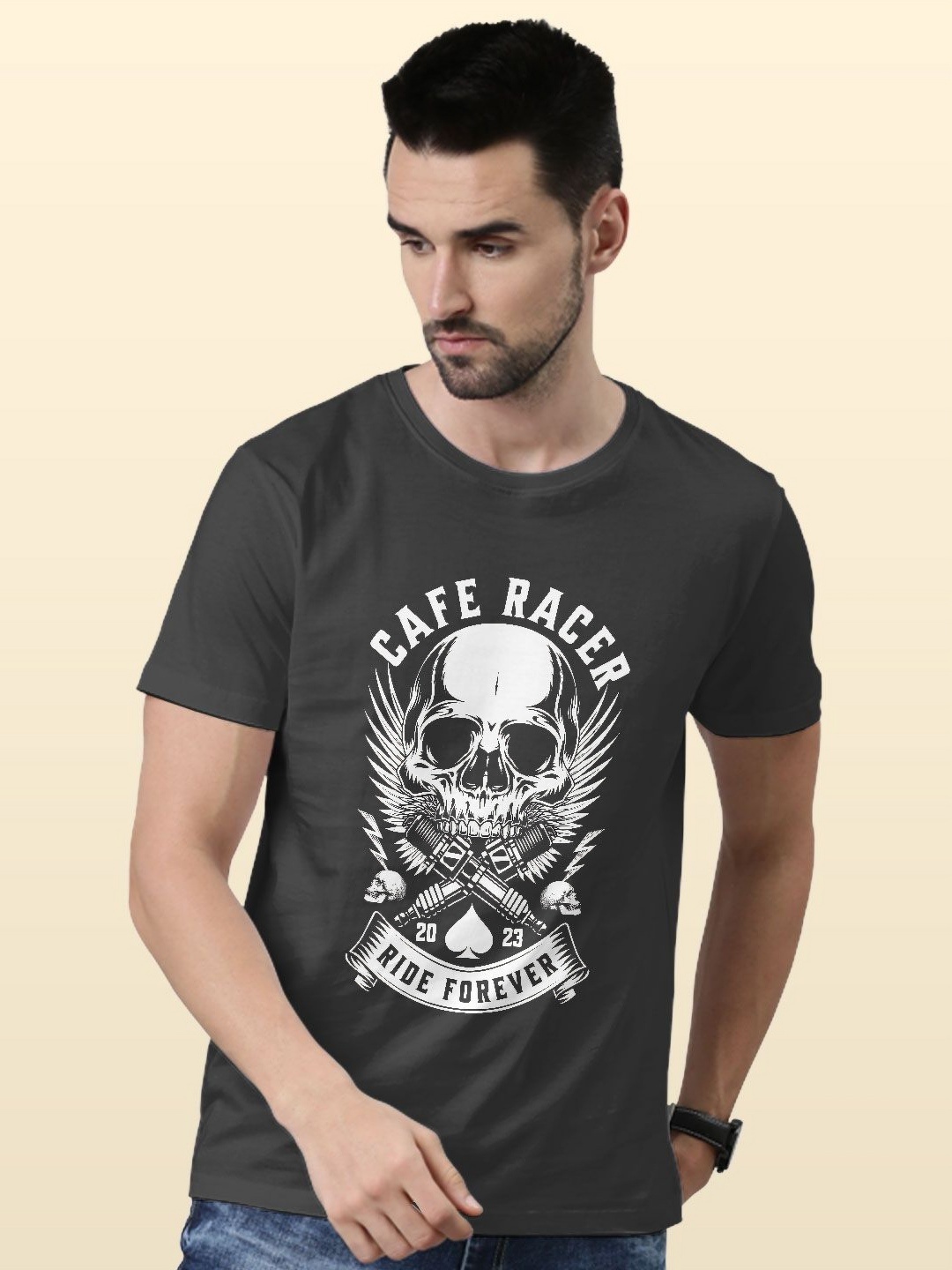 

macmerise Men Printed Applique T-shirt, Grey