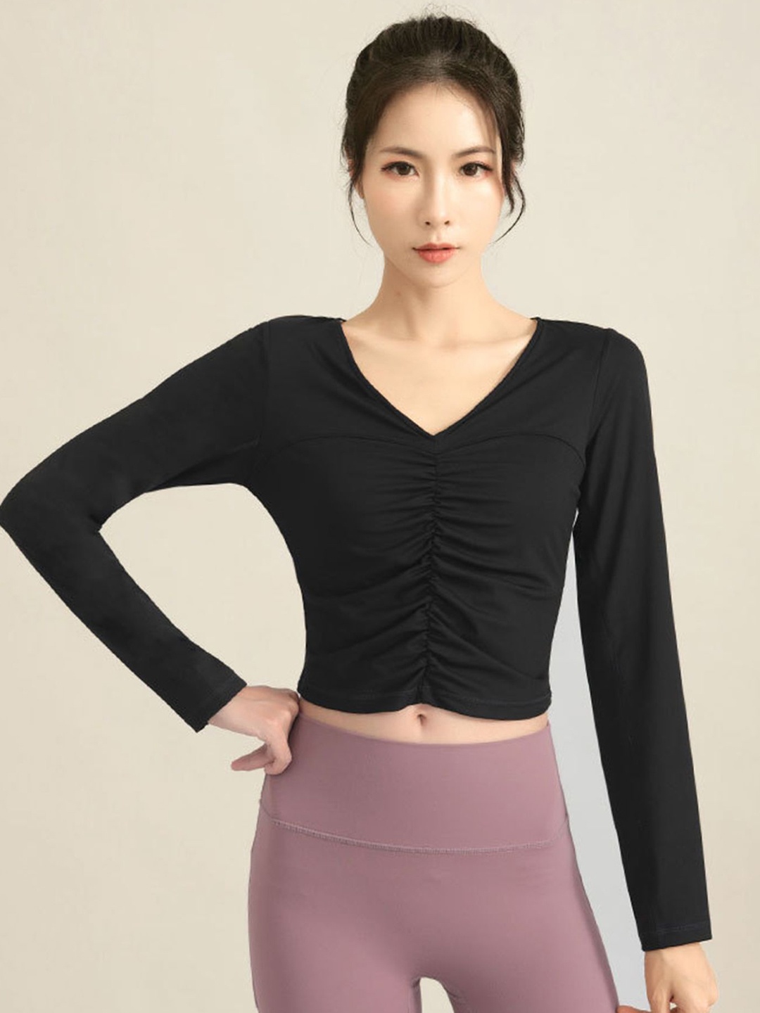 

LULU & SKY Crop Top, Black