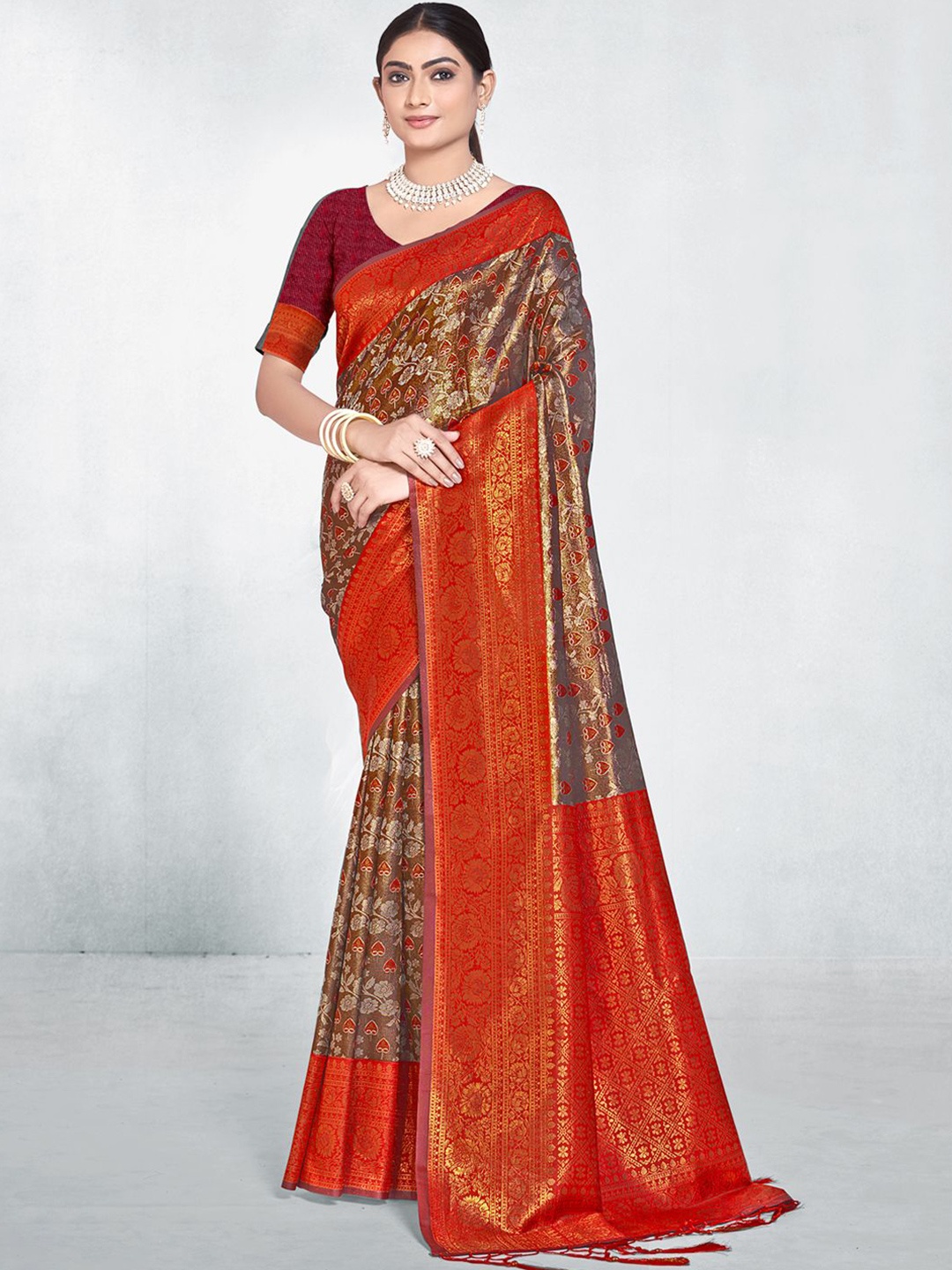 

SANGAM PRINTS Ethnic Motif Zari Woven Tussar Saree, Red