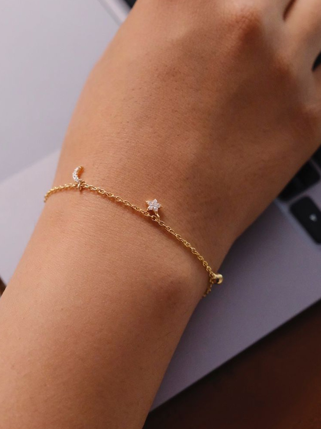 

Anushka Jain Jewellery 925 Sterling Silver Gold-Plated Cubic Zirconia Link Bracelet
