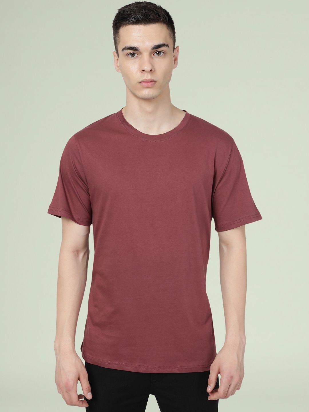 

MANTICORE Men Solid Round Neck Cotton T-shirt, Burgundy