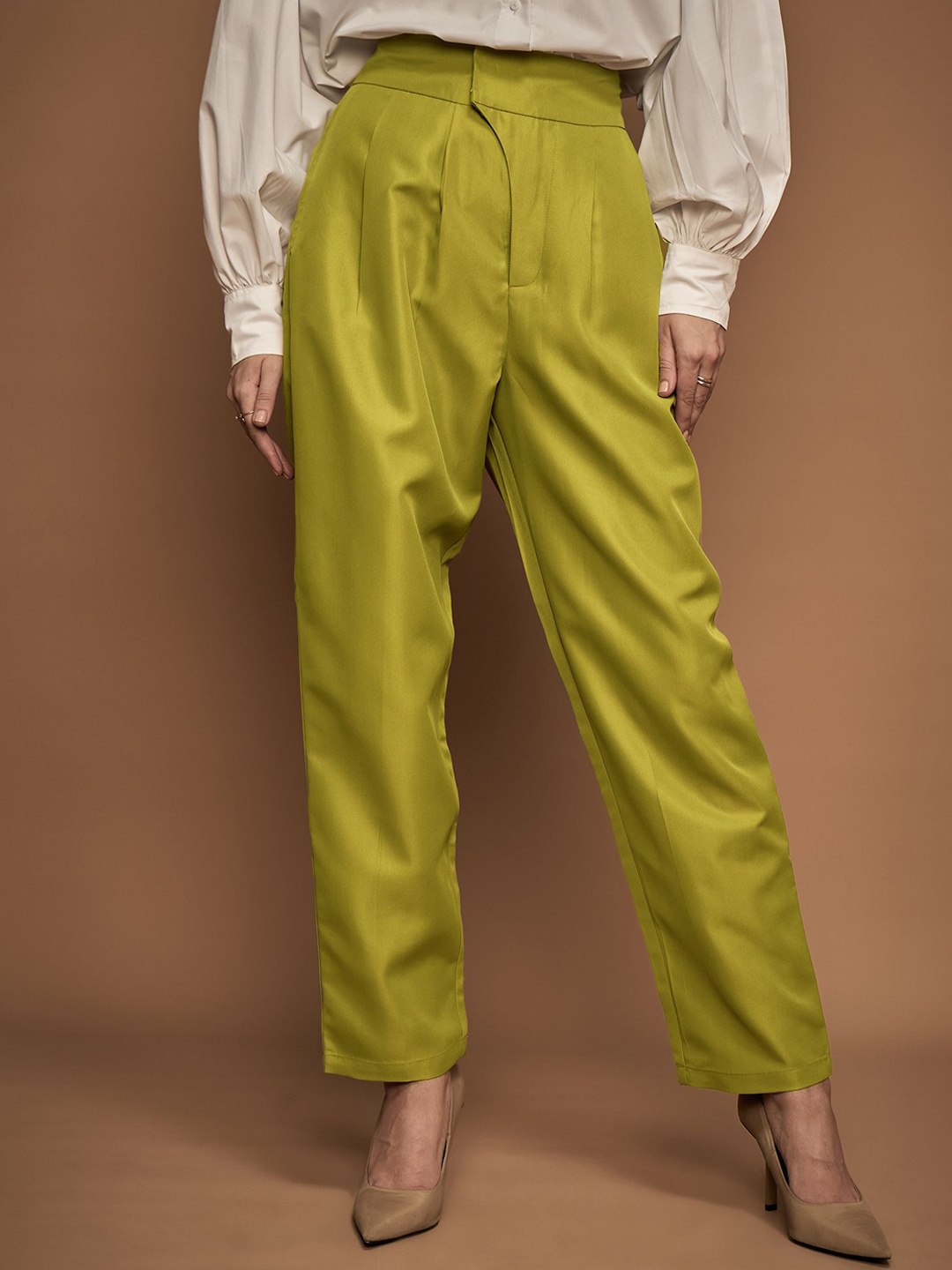 

URBANGRACE BY KASSUALLY Women Relaxed Straight Fit Easy Wash Pleated Trousers, Lime green