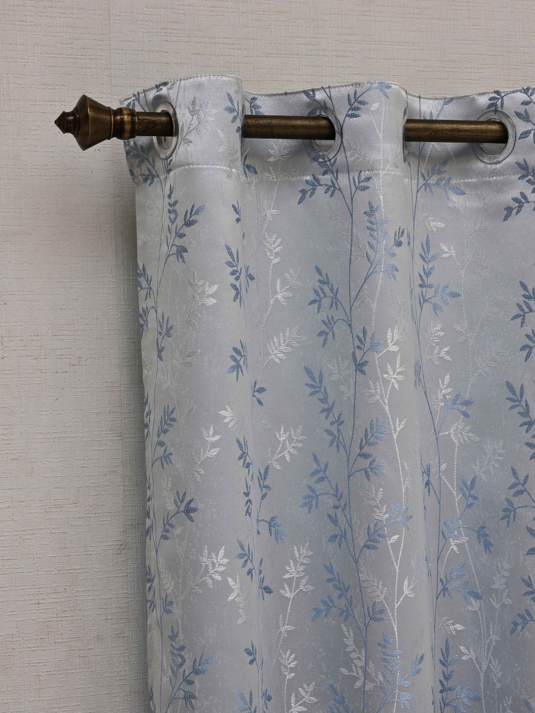 

Ariana Blue & White Floral Printed Room Darkening Jacquard Window Curtain