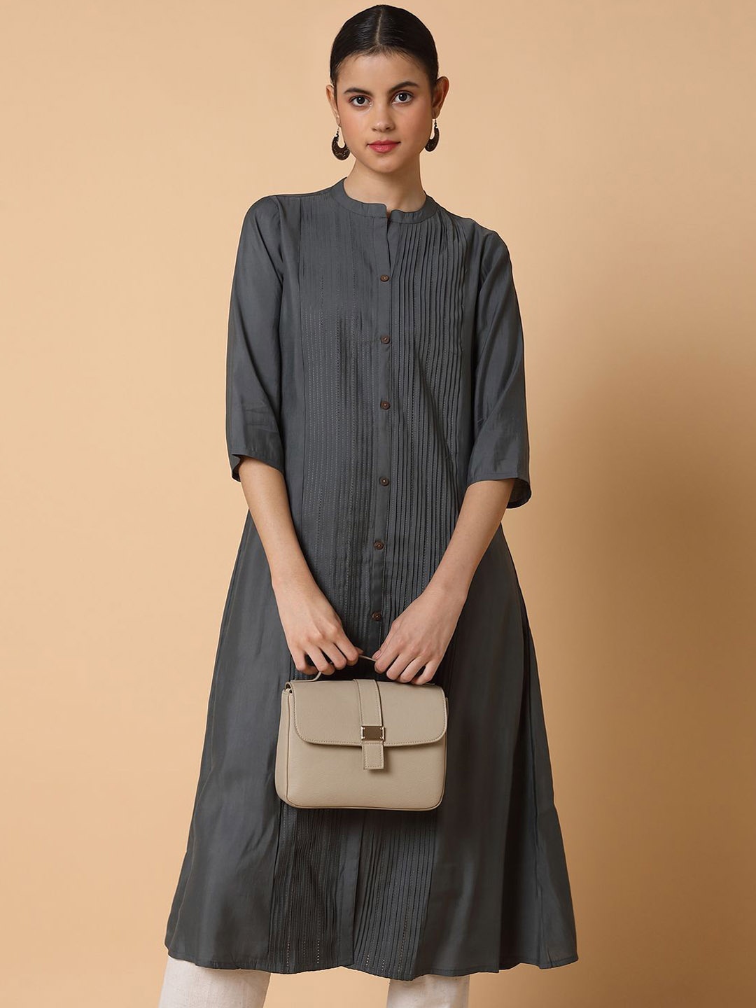 

SHOWOFF Mandarin Collar A-Line Kurta, Grey