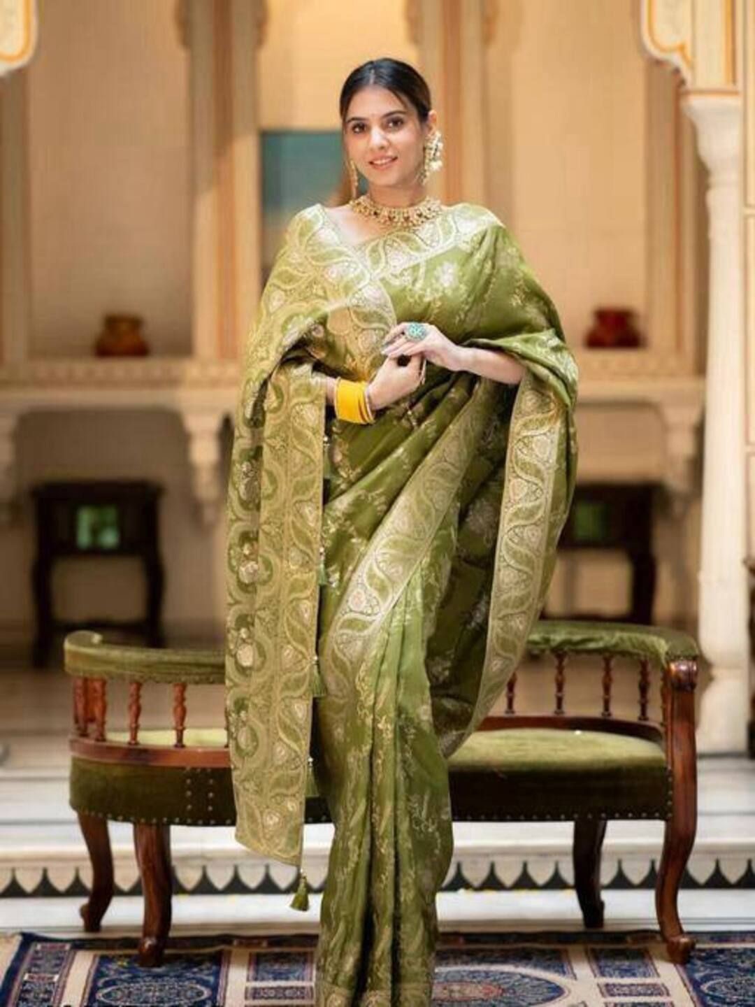 

SANJANA SILK Woven Design Zari Chanderi Saree, Green