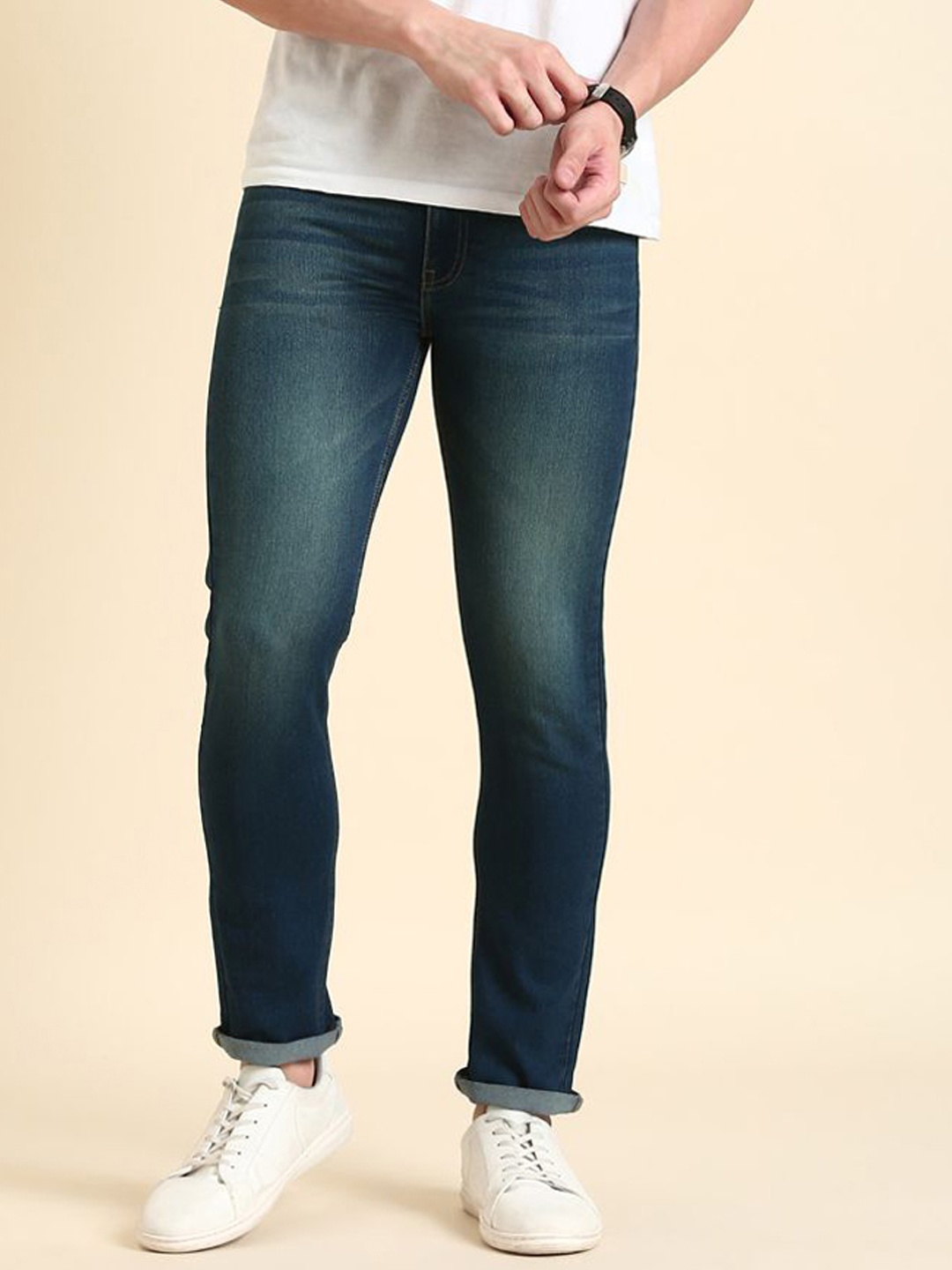 

Harvard Men Skinny Fit Low Distress Light Fade Stretchable Jeans, Blue