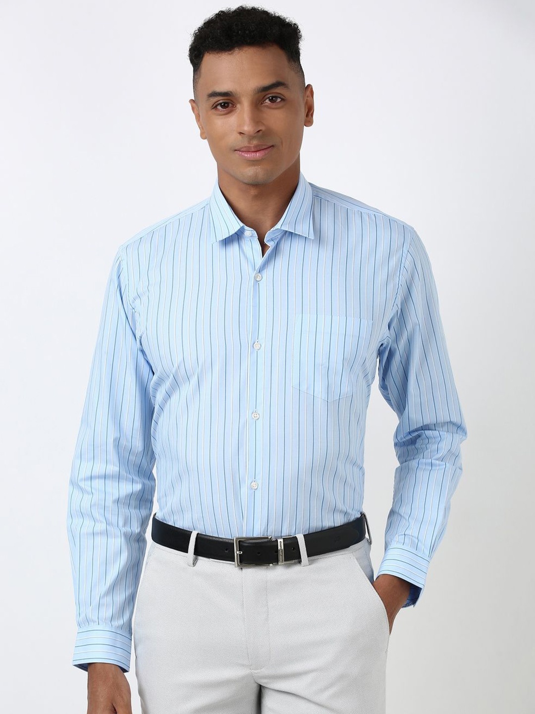 

Peter England Men Spread Collar Pinstripes Striped Cotton Formal Shirt, Blue