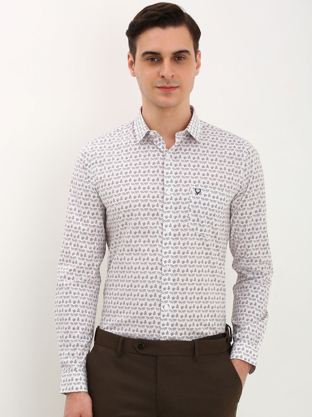 

Allen Solly Men Spread Collar Floral Printed Cotton Slim Fit Formal Shirt, White